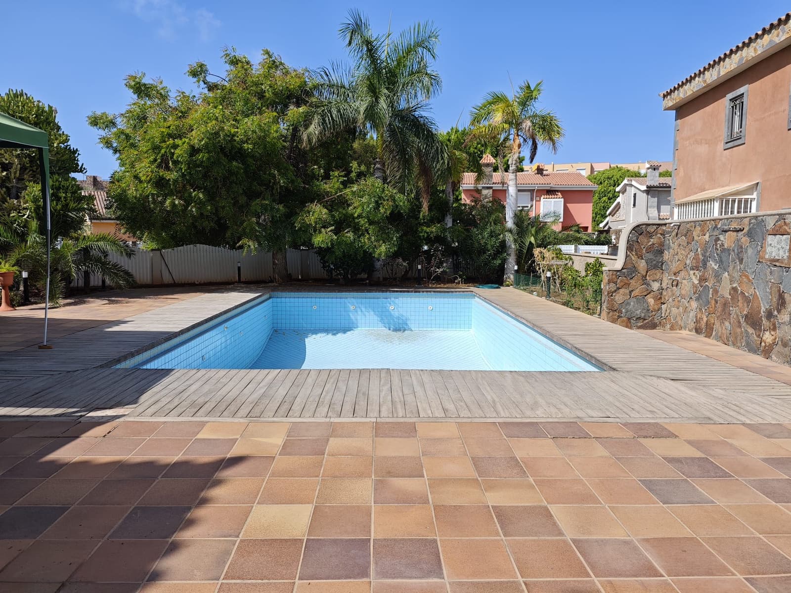 Chalet de 5 habitaciones en San Bartolomé de Tirajana en venta con piscina garaje - 1.790.000 € (Ref: 10023341)
