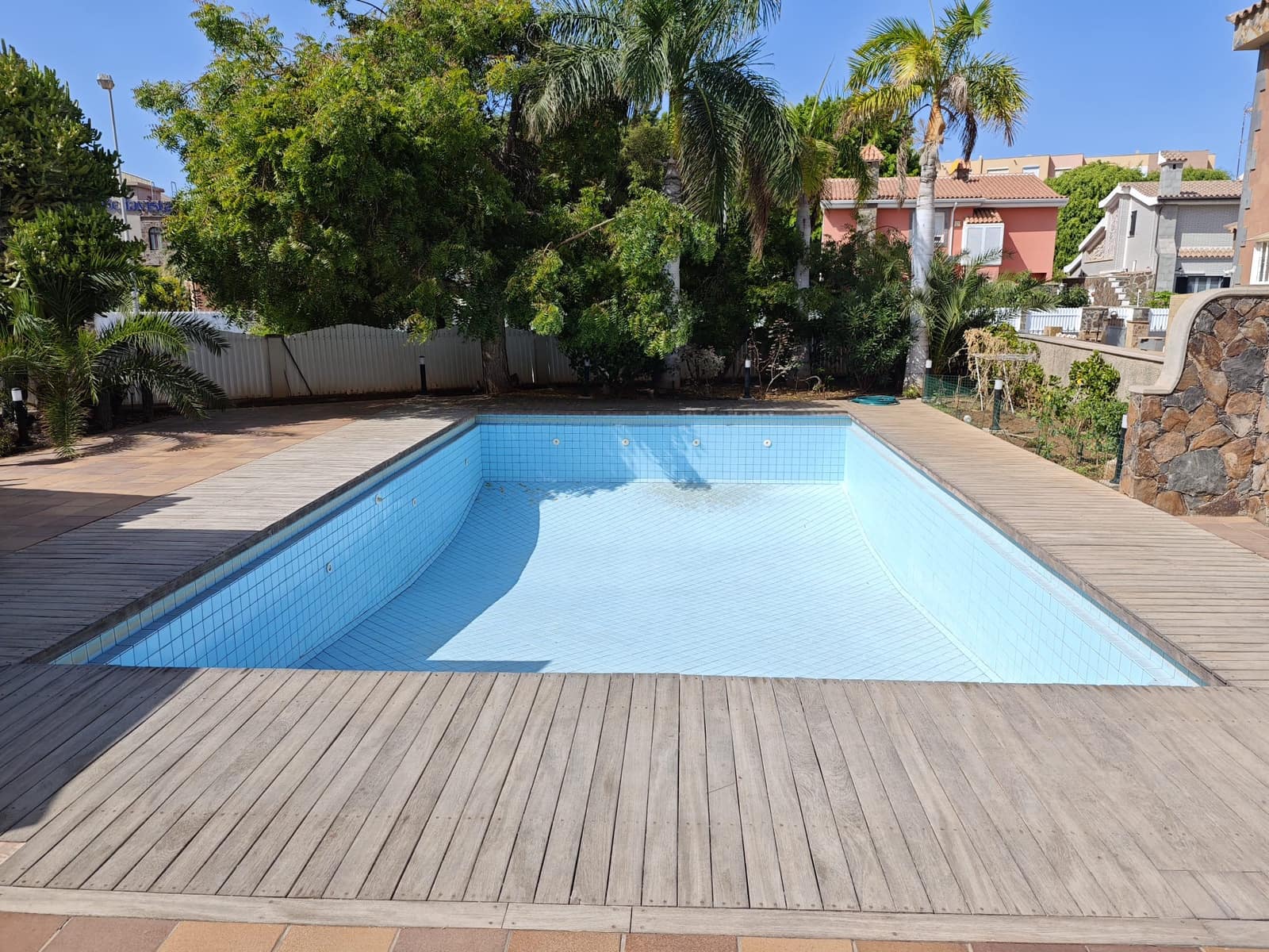 Chalet de 5 habitaciones en San Bartolomé de Tirajana en venta con piscina garaje - 1.790.000 € (Ref: 10023341)