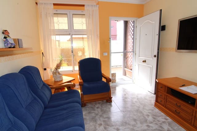 3 soveværelse Rækkehus til salg i Cruce de Arinaga, Agüimes med garage - € 315.000 (Ref: 10048190)