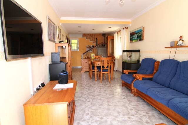 3 soveværelse Rækkehus til salg i Cruce de Arinaga, Agüimes med garage - € 315.000 (Ref: 10048190)