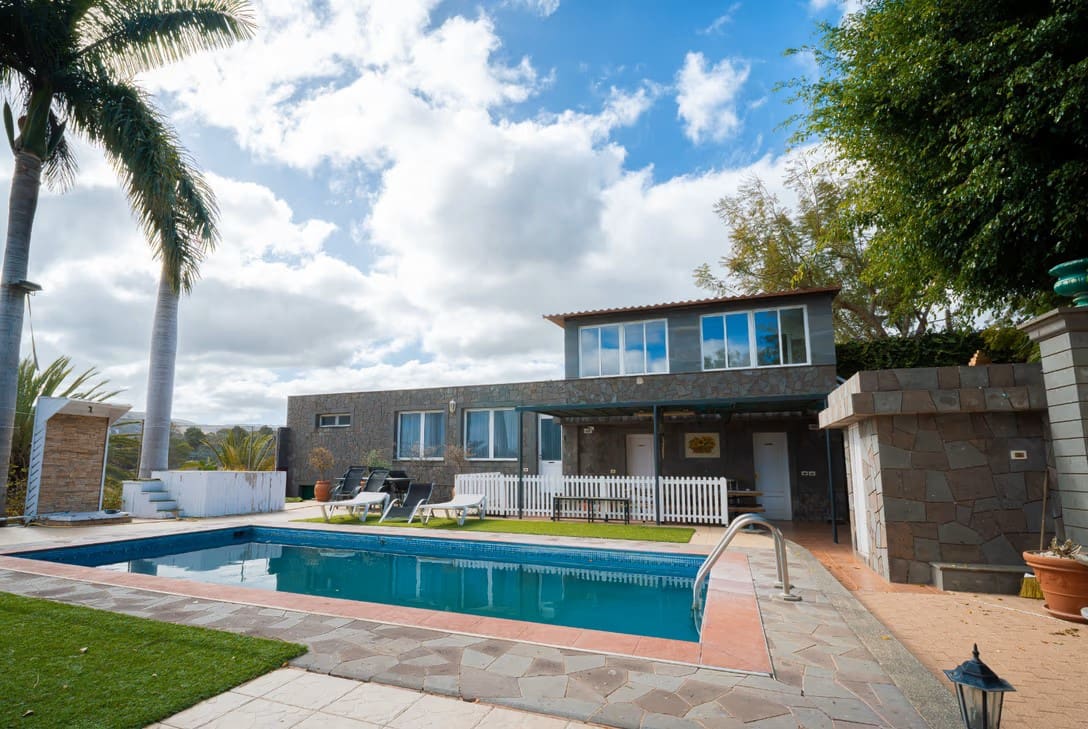 5 quarto Moradia para venda em Las Palmas de Gran Canaria com piscina garagem - 1 290 000 € (Ref: 8745871)