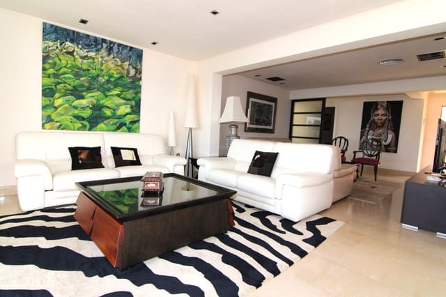 4 slaapkamer Villa te koop in San Agustín, San Bartolomé de Tirajana - € 1.750.000 (Ref: 9254465)