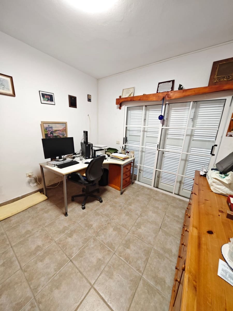 3 soveværelse Villa til salg i Mogan med garage - € 790.000 (Ref: 9302803)