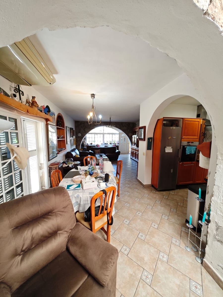 3 soveværelse Villa til salg i Mogan med garage - € 790.000 (Ref: 9302803)