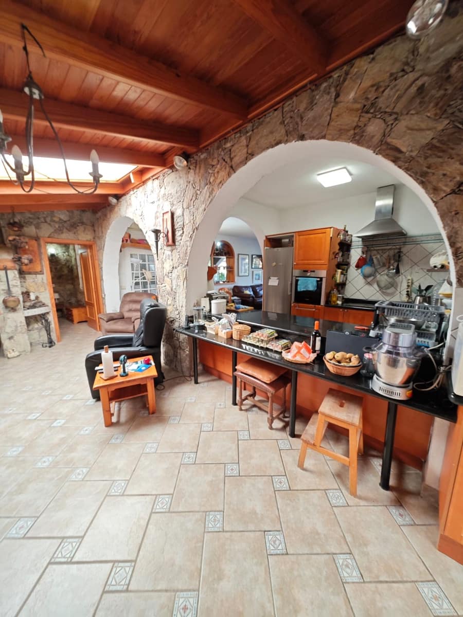 3 soveværelse Villa til salg i Mogan med garage - € 790.000 (Ref: 9302803)