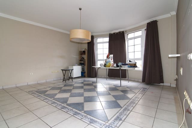 4 makuuhuone Rivitalo myytävänä paikassa Arinaga, Agüimes - 445 000 € (Ref: 9410315)