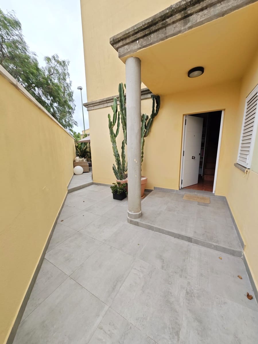 3 Zimmer Haus zu verkaufen in Las Palmas de Gran Canaria mit Garage - 439.000 € (Ref: 9939162)