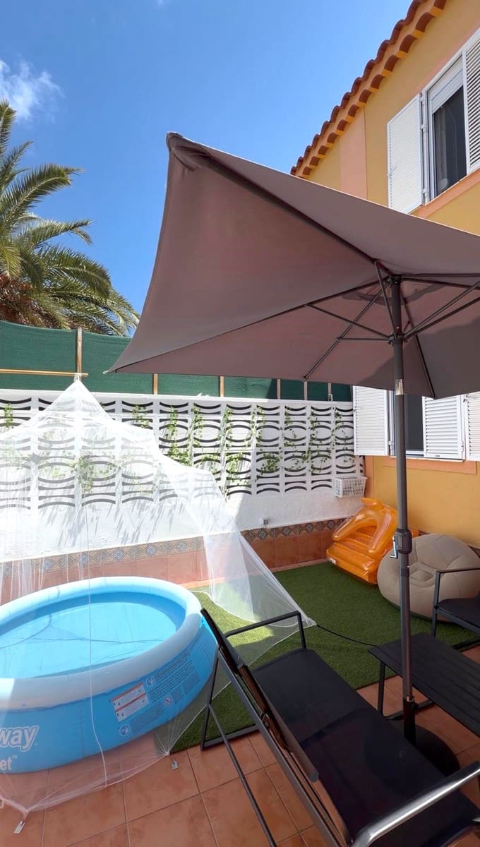 3 sypialnia Dom szeregowy na sprzedaż w Las Palmas de Gran Canaria z garażem - 410 000 € (Ref: 9958391)