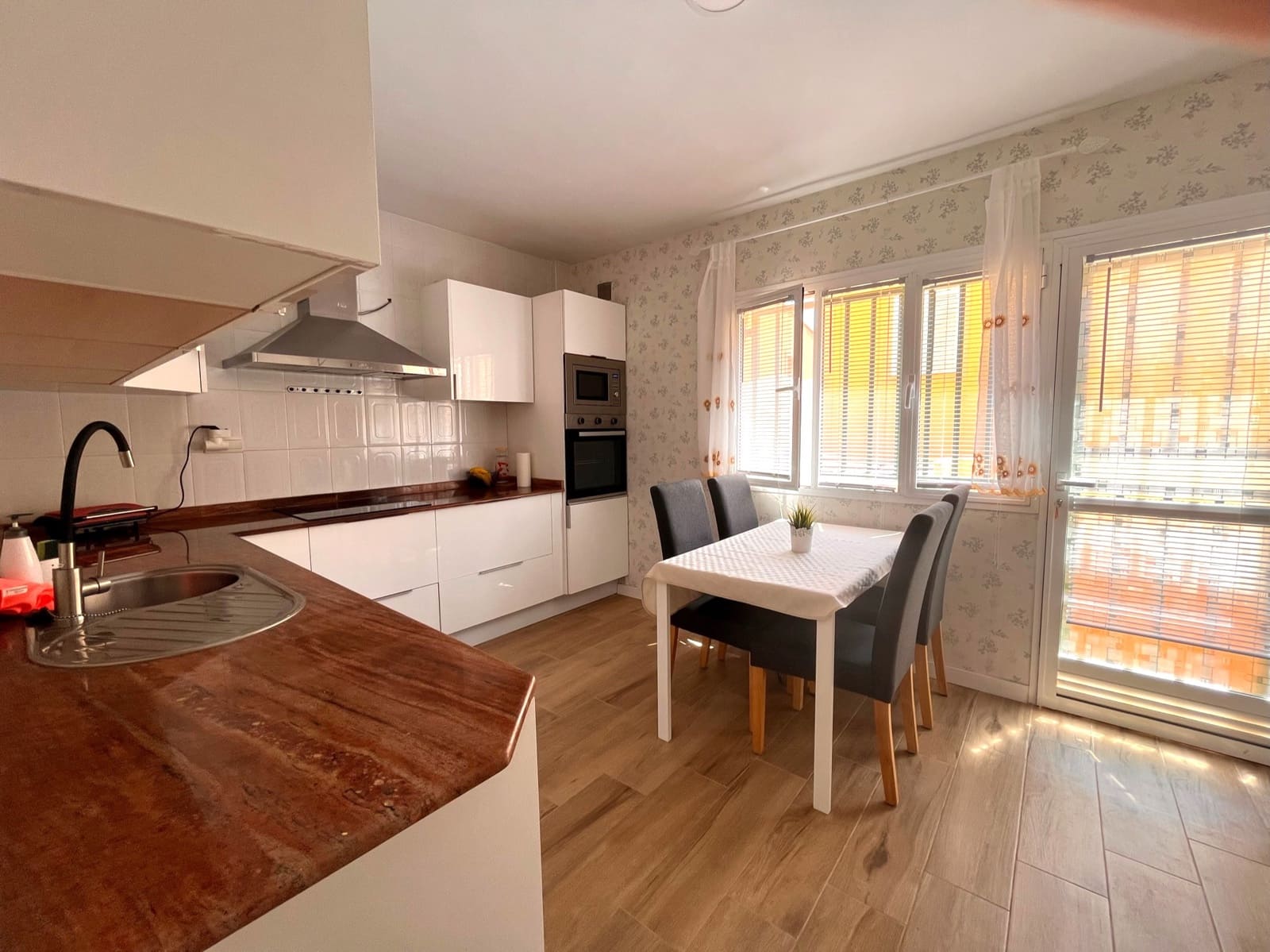 3 sypialnia Dom szeregowy na sprzedaż w Las Palmas de Gran Canaria z garażem - 410 000 € (Ref: 9958391)