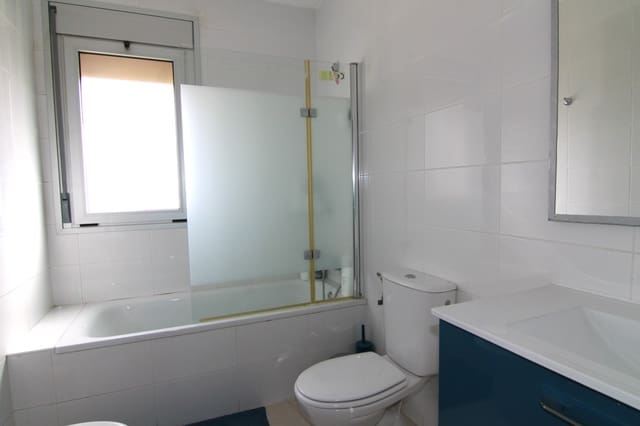 3 soverom Leilighet til salgs i Santa Lucía de Tirajana med garasje - € 220 000 (Ref: 9977854)