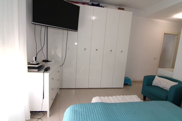 3 soverom Leilighet til salgs i Santa Lucía de Tirajana med garasje - € 220 000 (Ref: 9977854)