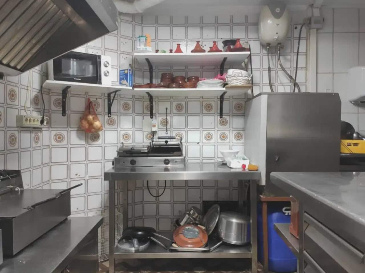 Comercial para venda em Petrel / Petrer - 75 000 € (Ref: 10059554)