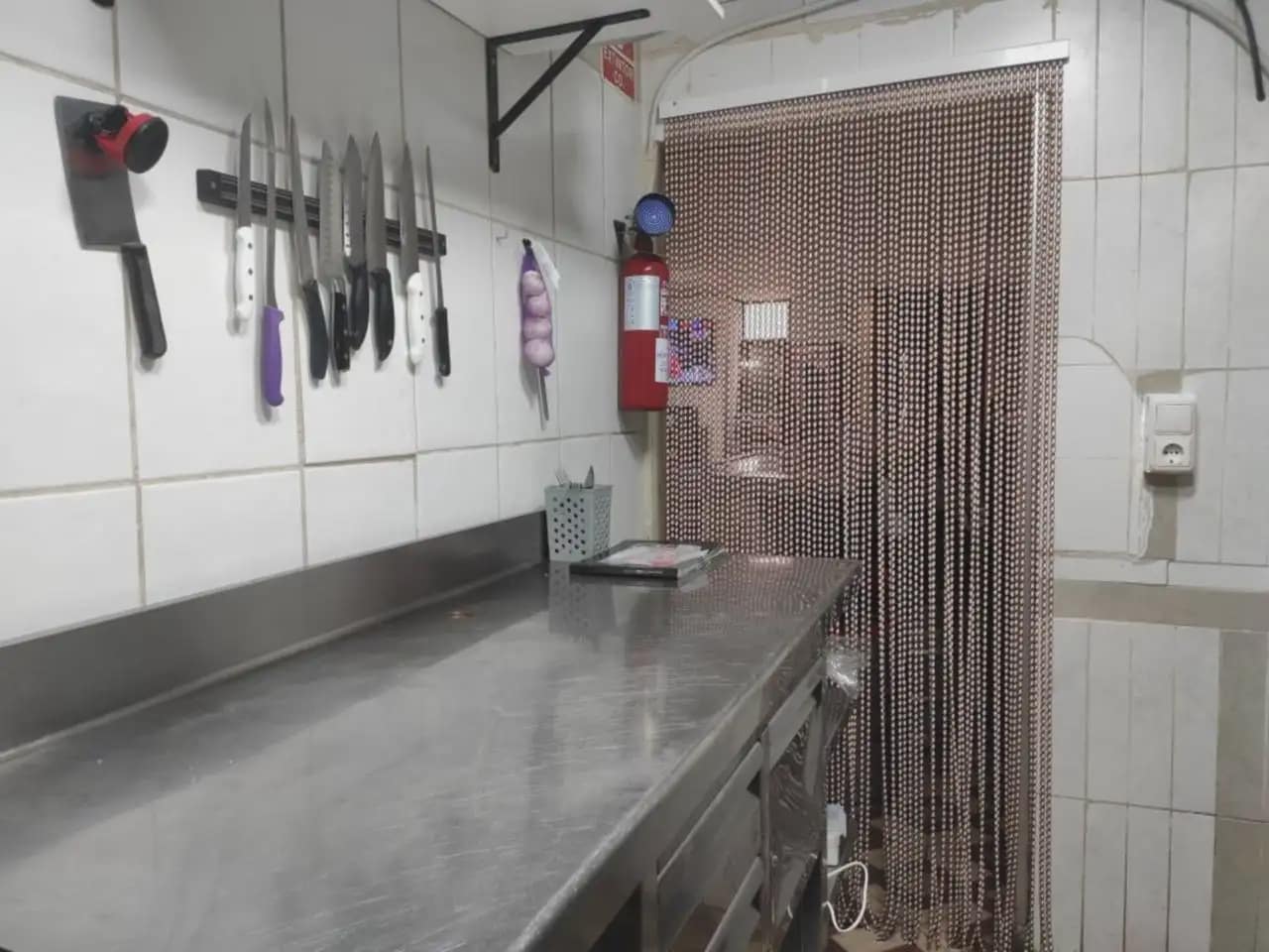 Comercial para venda em Petrel / Petrer - 75 000 € (Ref: 10059554)