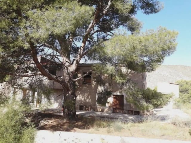 Finca/Herregård til salgs i Petrel / Petrer - € 115 000 (Ref: 10059556)