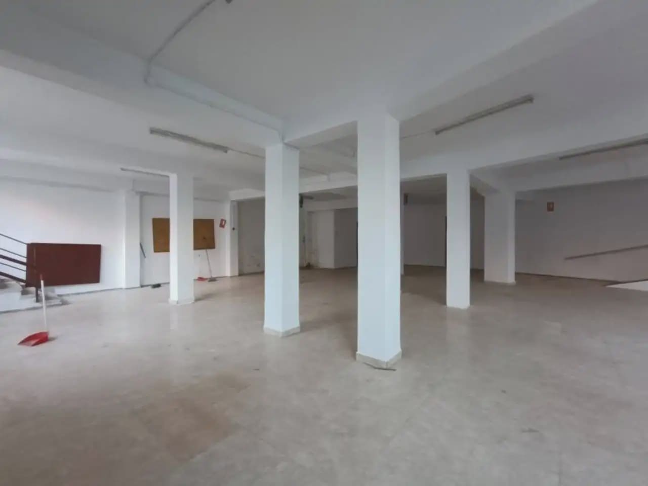 Commercial for sale in Elda - € 50,000 (Ref: 10059558)