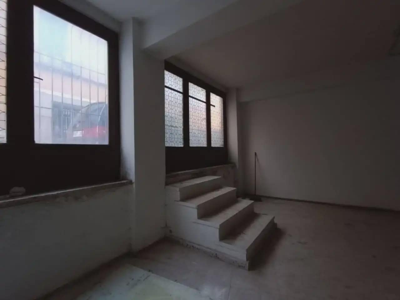 Commercial for sale in Elda - € 50,000 (Ref: 10059558)