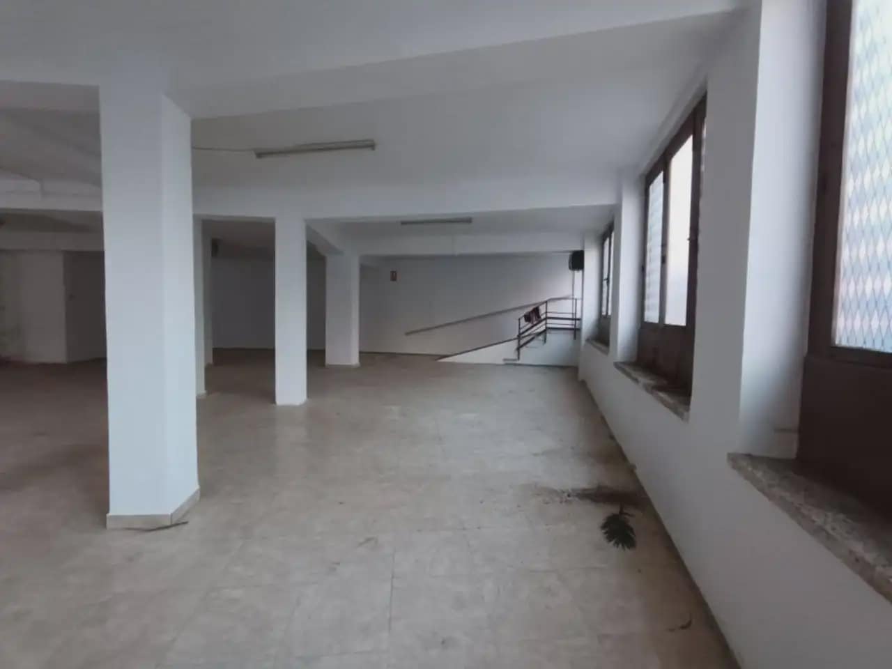 Commercial for sale in Elda - € 50,000 (Ref: 10059558)