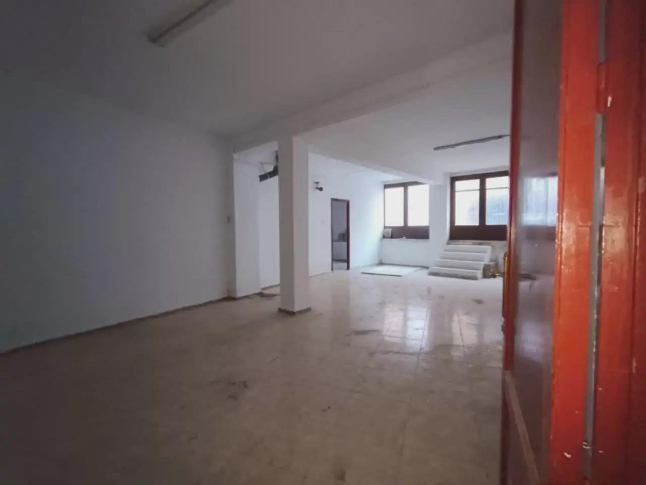 Commercial for sale in Elda - € 50,000 (Ref: 10059558)