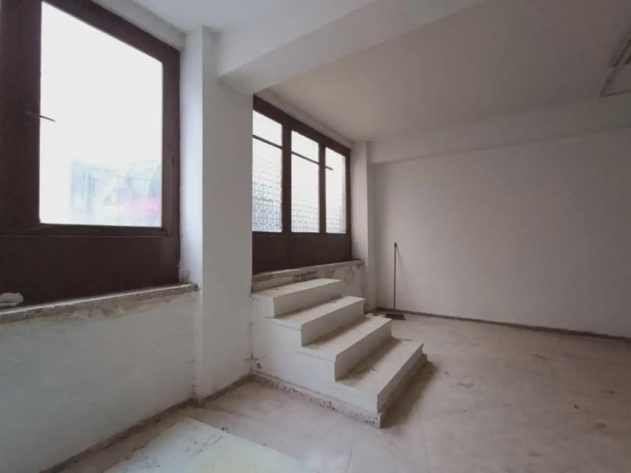Commercial for sale in Elda - € 50,000 (Ref: 10059558)