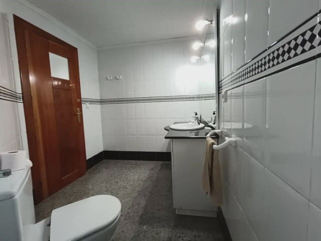 Kommersiell till salu i Elda - 180 000 € (Ref: 10059559)