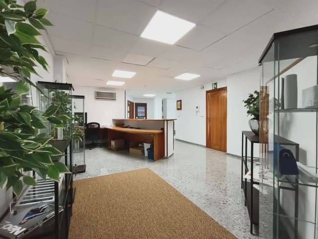 Kommersiell till salu i Elda - 180 000 € (Ref: 10059559)