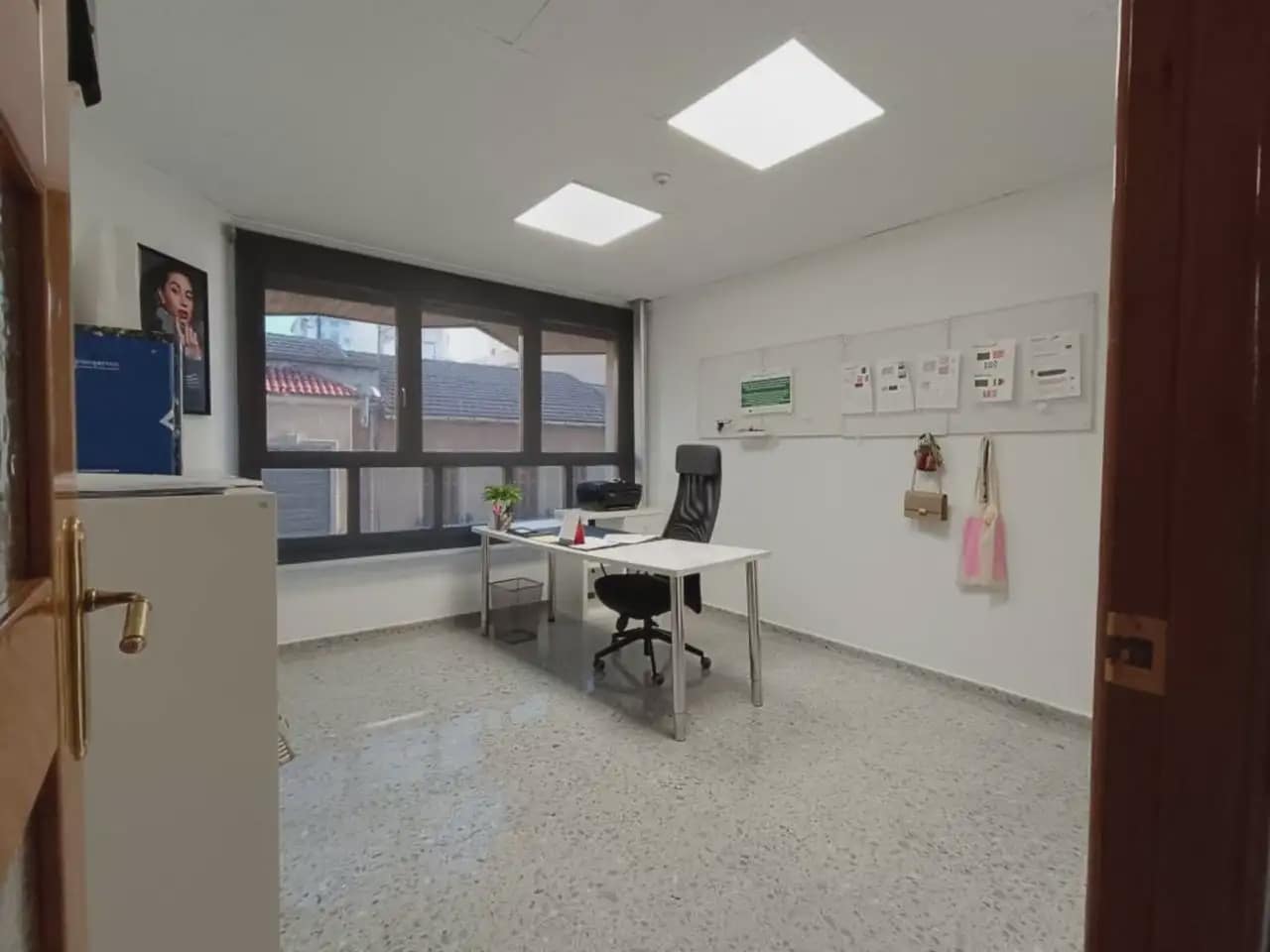 Erhverv til salg i Elda - € 180.000 (Ref: 10059559)