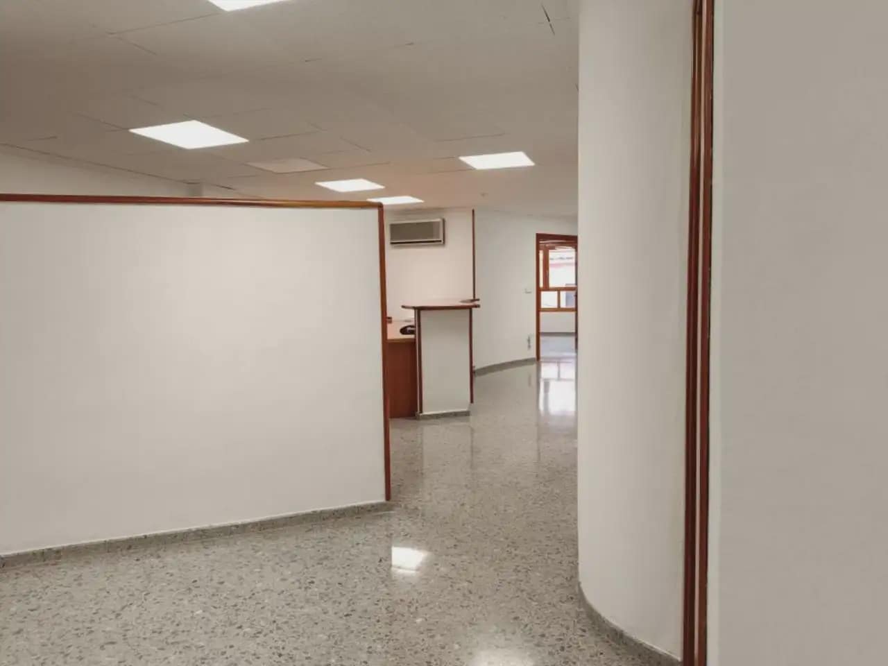 Erhverv til salg i Elda - € 180.000 (Ref: 10059559)