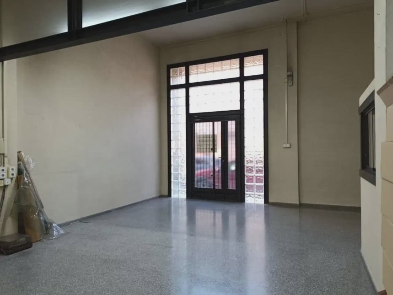 Erhverv til salg i Elda - € 180.000 (Ref: 10059559)