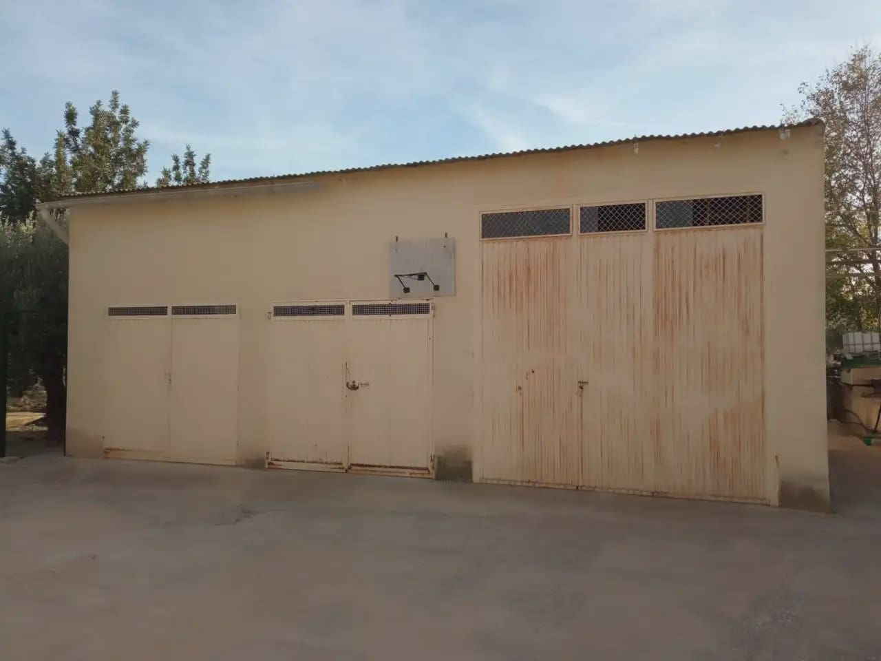 3 bedroom Finca/Country House for sale in Elda - € 210,000 (Ref: 10059560)