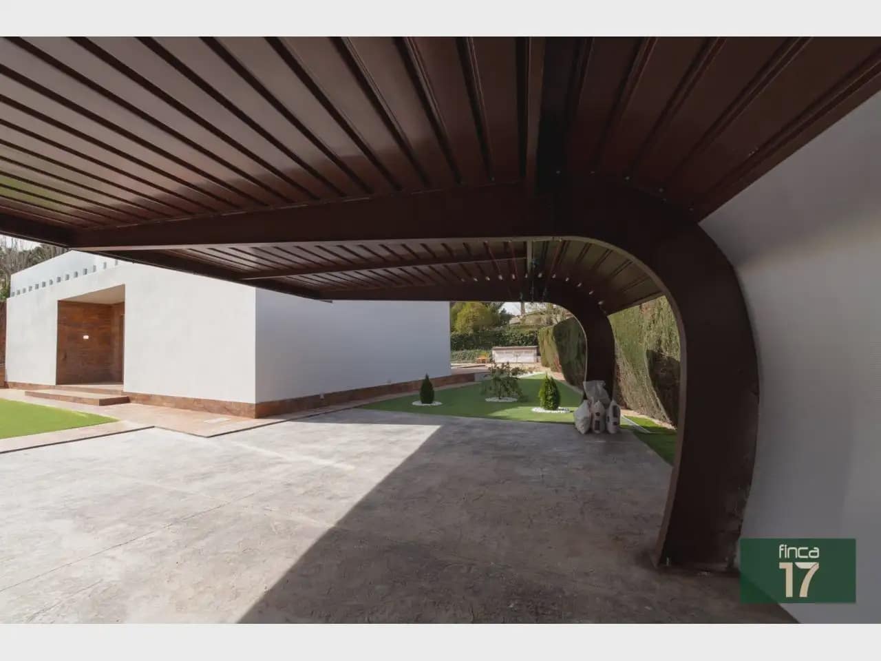Chalet de 5 habitaciones en Petrel / Petrer en venta con piscina garaje - 950.000 € (Ref: 10059562)