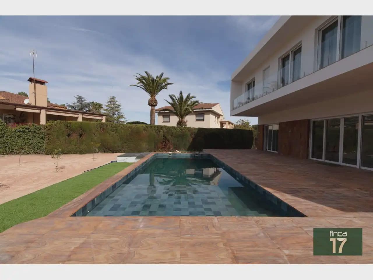 Chalet de 5 habitaciones en Petrel / Petrer en venta con piscina garaje - 950.000 € (Ref: 10059562)