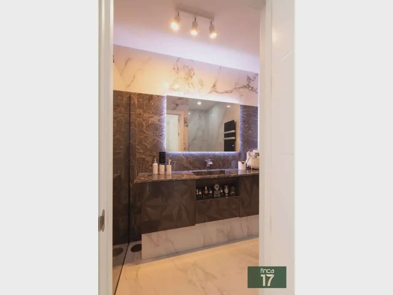 Chalet de 5 habitaciones en Petrel / Petrer en venta con piscina garaje - 950.000 € (Ref: 10059562)