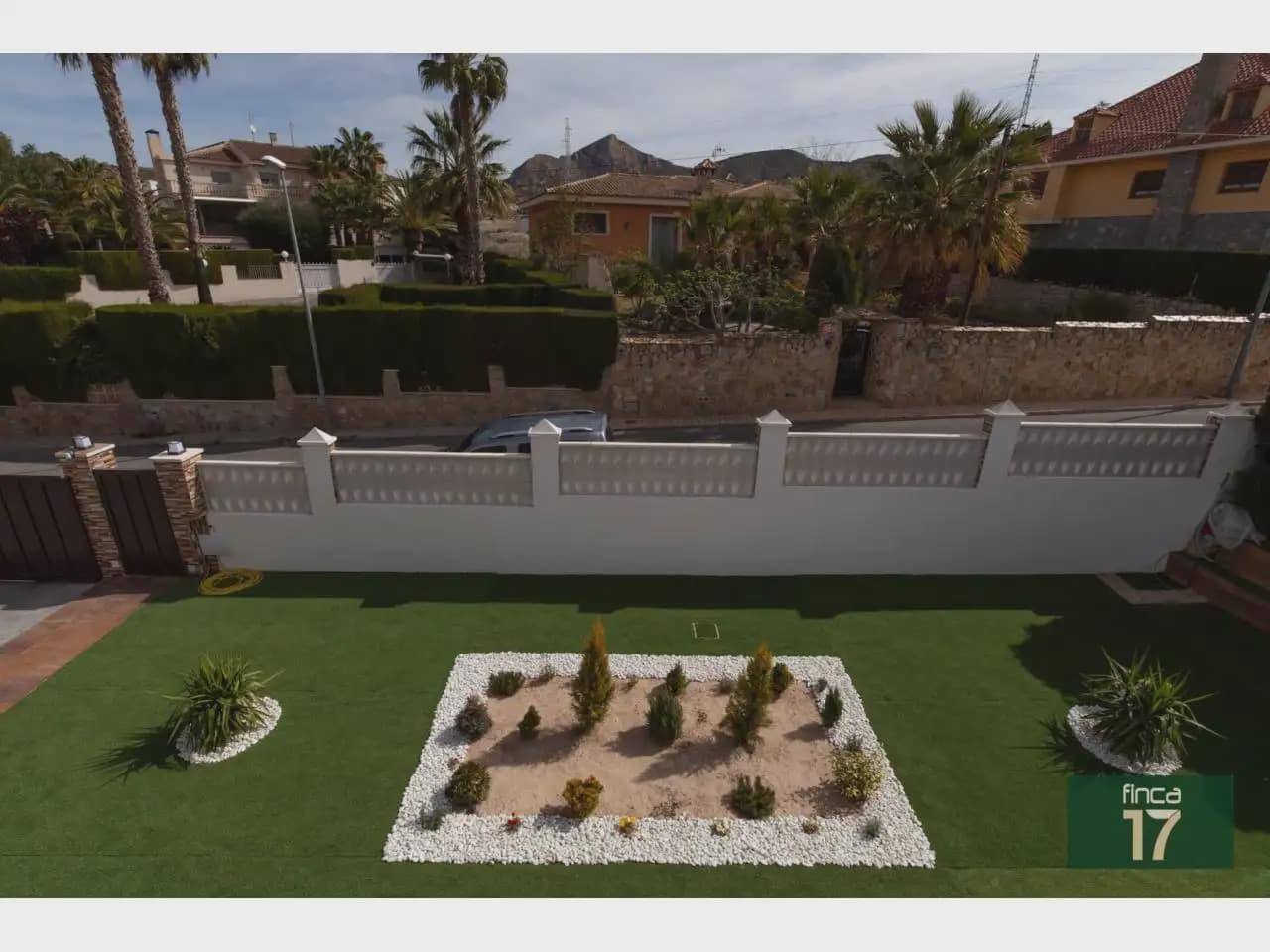 Chalet de 5 habitaciones en Petrel / Petrer en venta con piscina garaje - 950.000 € (Ref: 10059562)