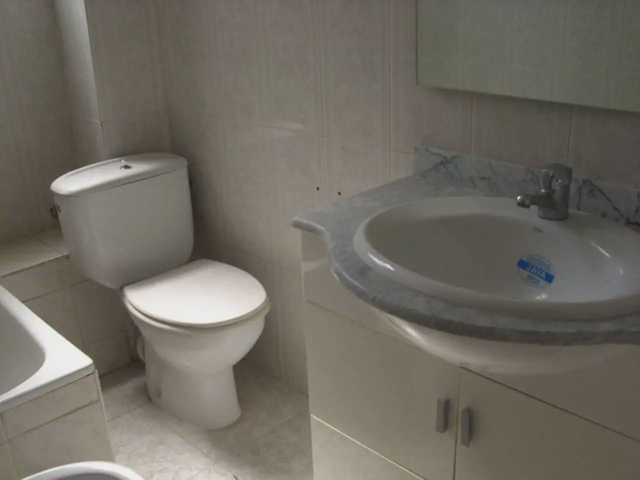 Piso de 3 habitaciones en Elda en venta - 83.500 € (Ref: 10059564)