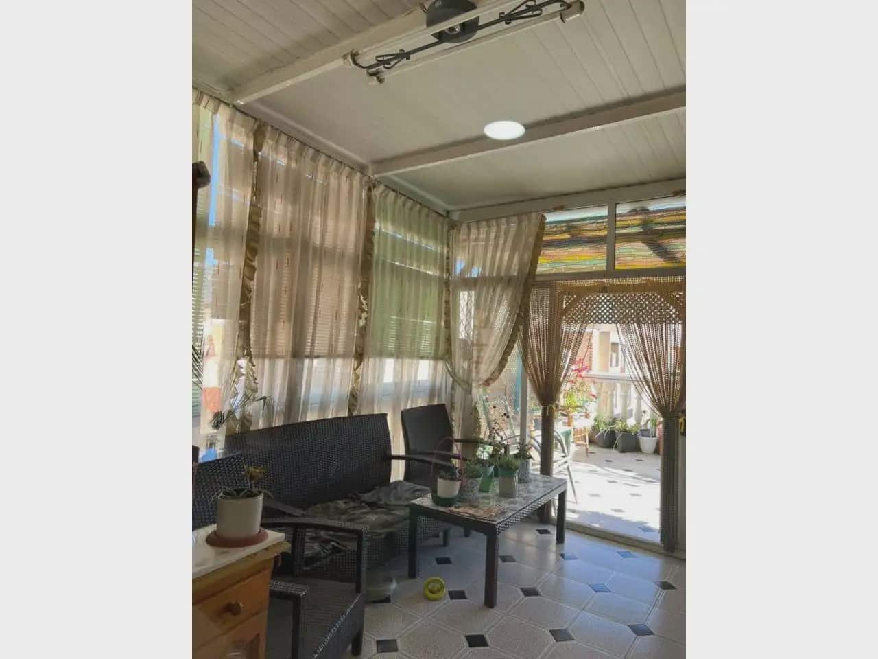 Casa de 4 habitaciones en Elda en venta con garaje - 275.000 € (Ref: 10059566)