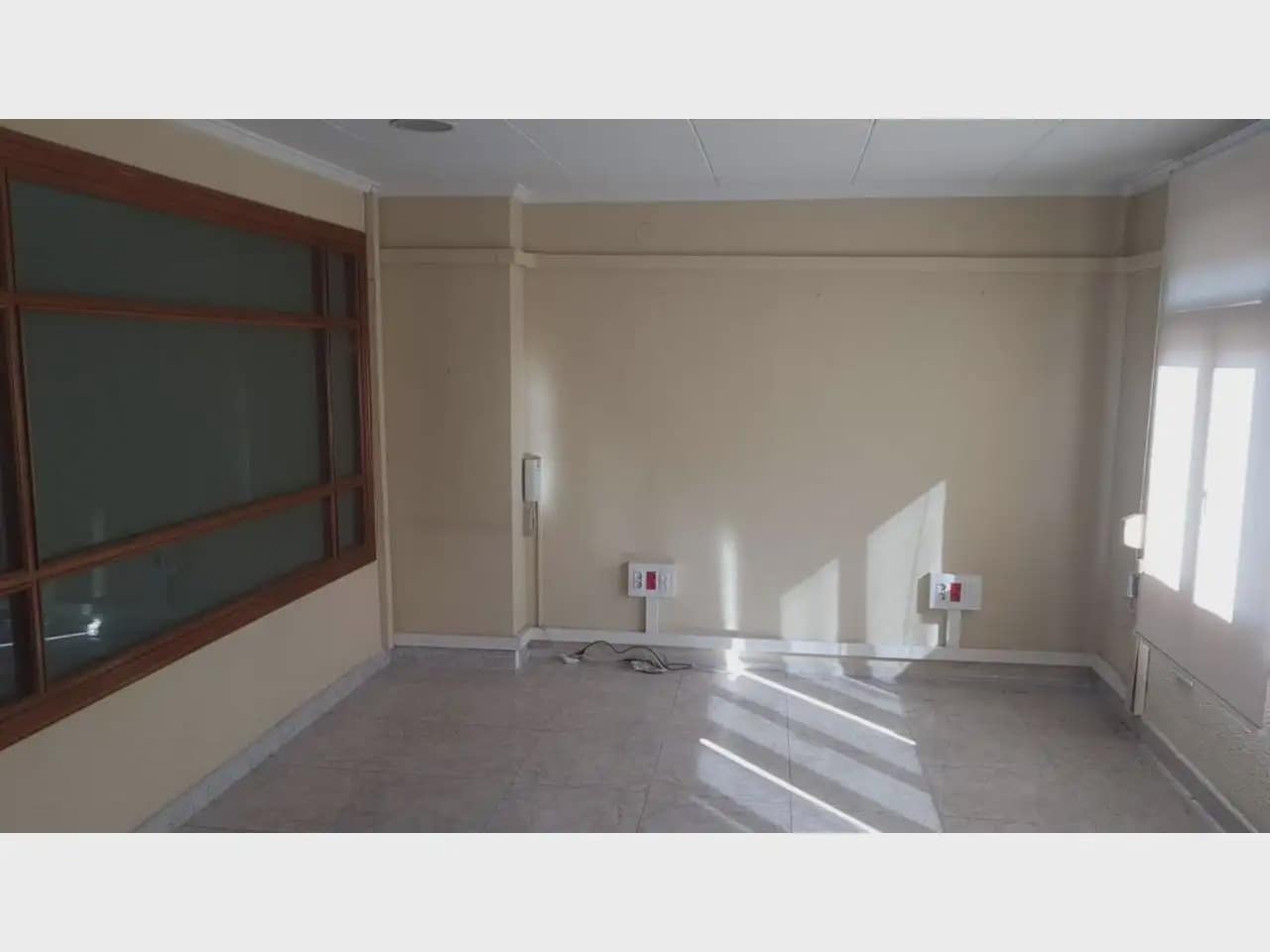 Kontor att hyra i Elda - 400 € (Ref: 10059567)