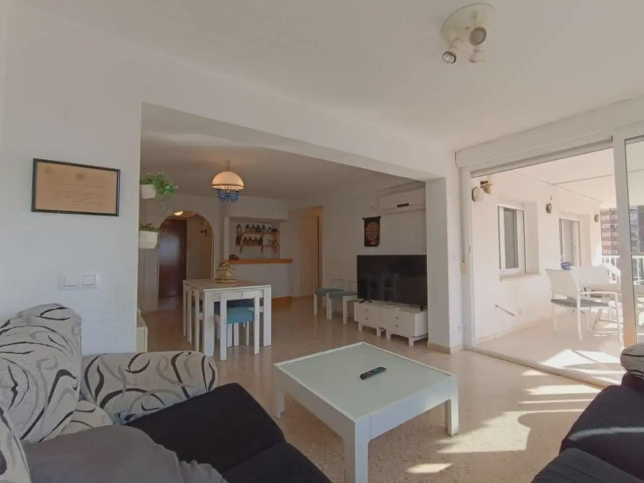 3 Zimmer Strandapartment zu verkaufen in Benidorm mit Pool Garage - 485.000 € (Ref: 10059568)