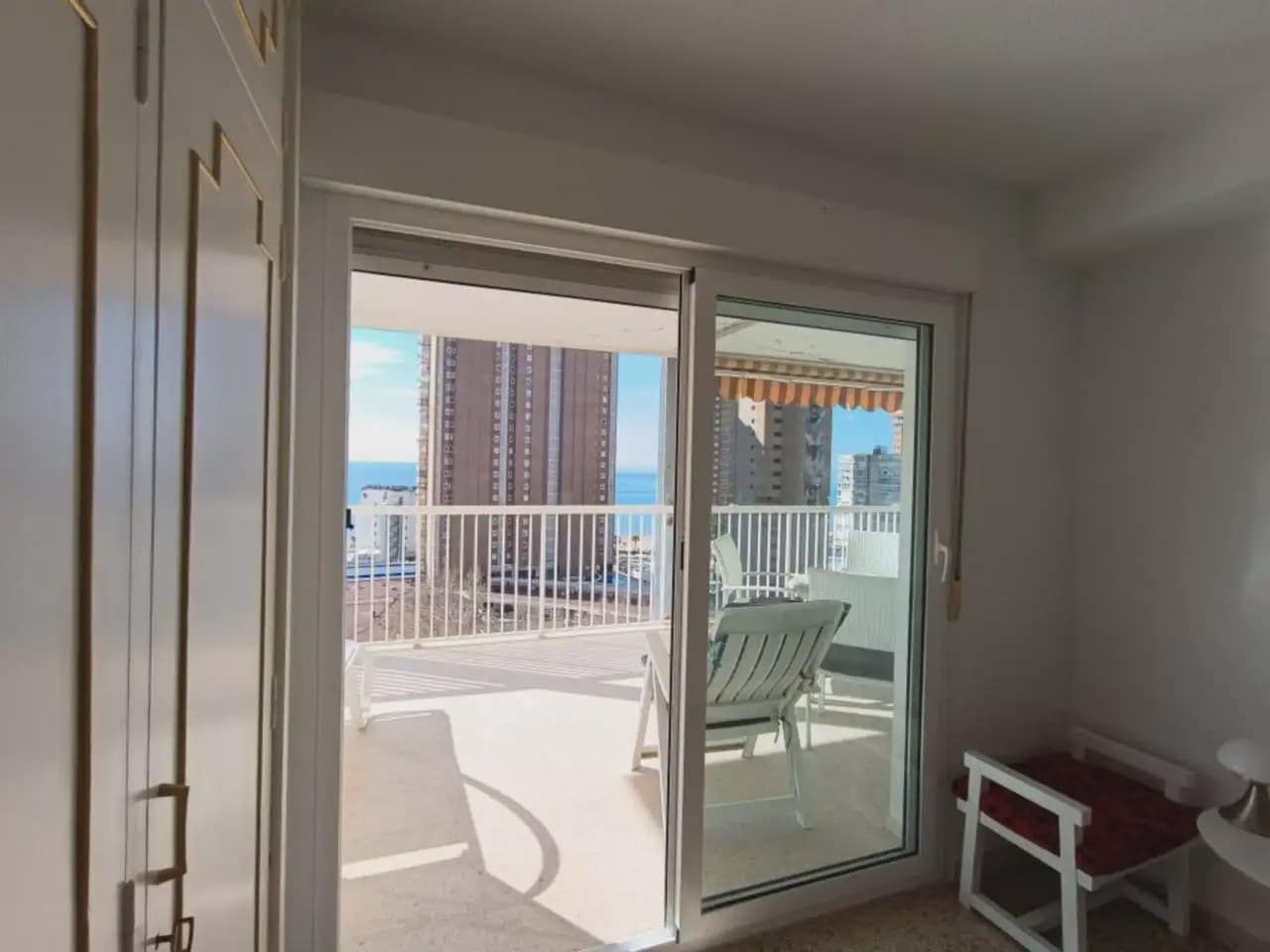 3 Zimmer Strandapartment zu verkaufen in Benidorm mit Pool Garage - 485.000 € (Ref: 10059568)