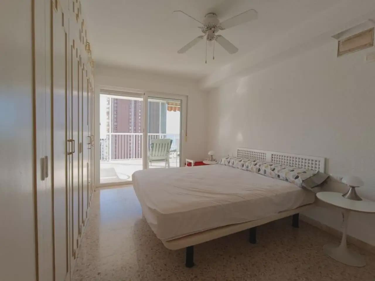 3 Zimmer Strandapartment zu verkaufen in Benidorm mit Pool Garage - 485.000 € (Ref: 10059568)