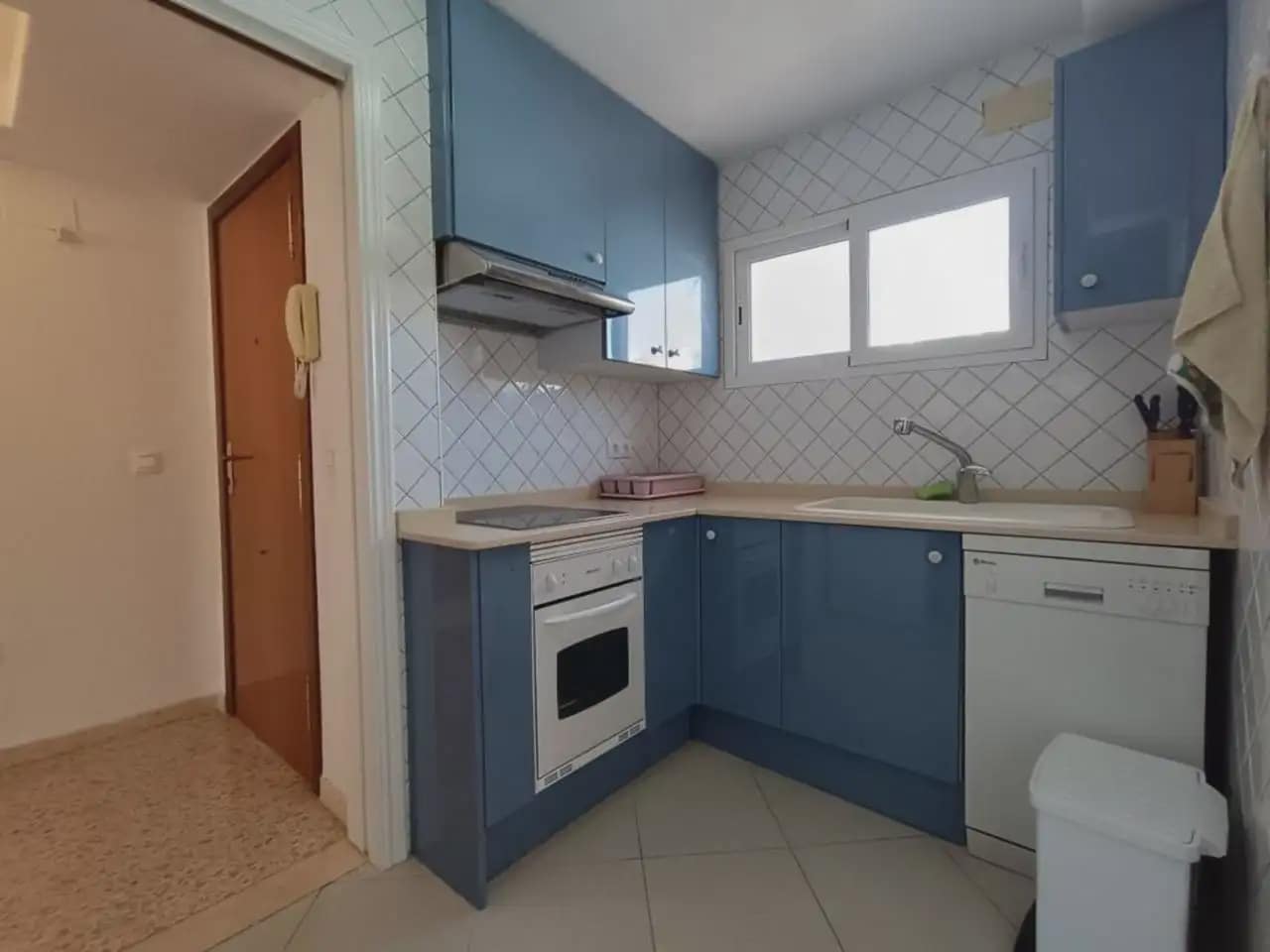 3 Zimmer Strandapartment zu verkaufen in Benidorm mit Pool Garage - 485.000 € (Ref: 10059568)