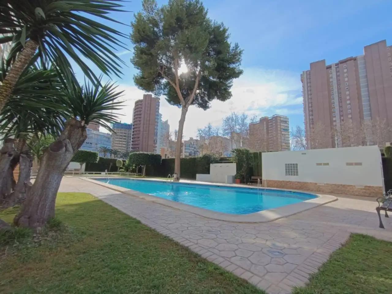 3 Zimmer Strandapartment zu verkaufen in Benidorm mit Pool Garage - 485.000 € (Ref: 10059568)