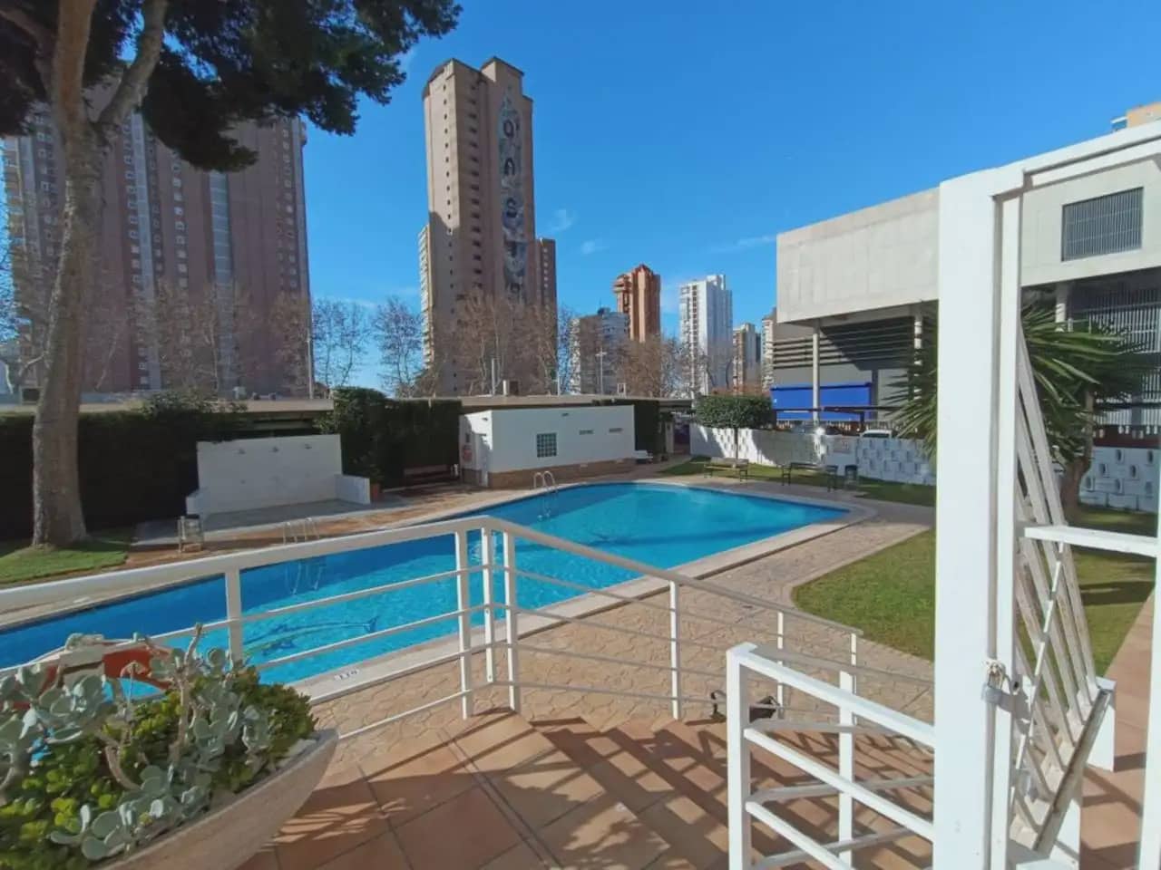 3 Zimmer Strandapartment zu verkaufen in Benidorm mit Pool Garage - 485.000 € (Ref: 10059568)
