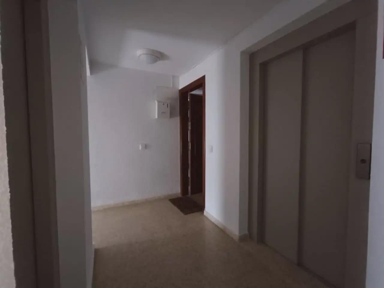 3 Zimmer Strandapartment zu verkaufen in Benidorm mit Pool Garage - 485.000 € (Ref: 10059568)