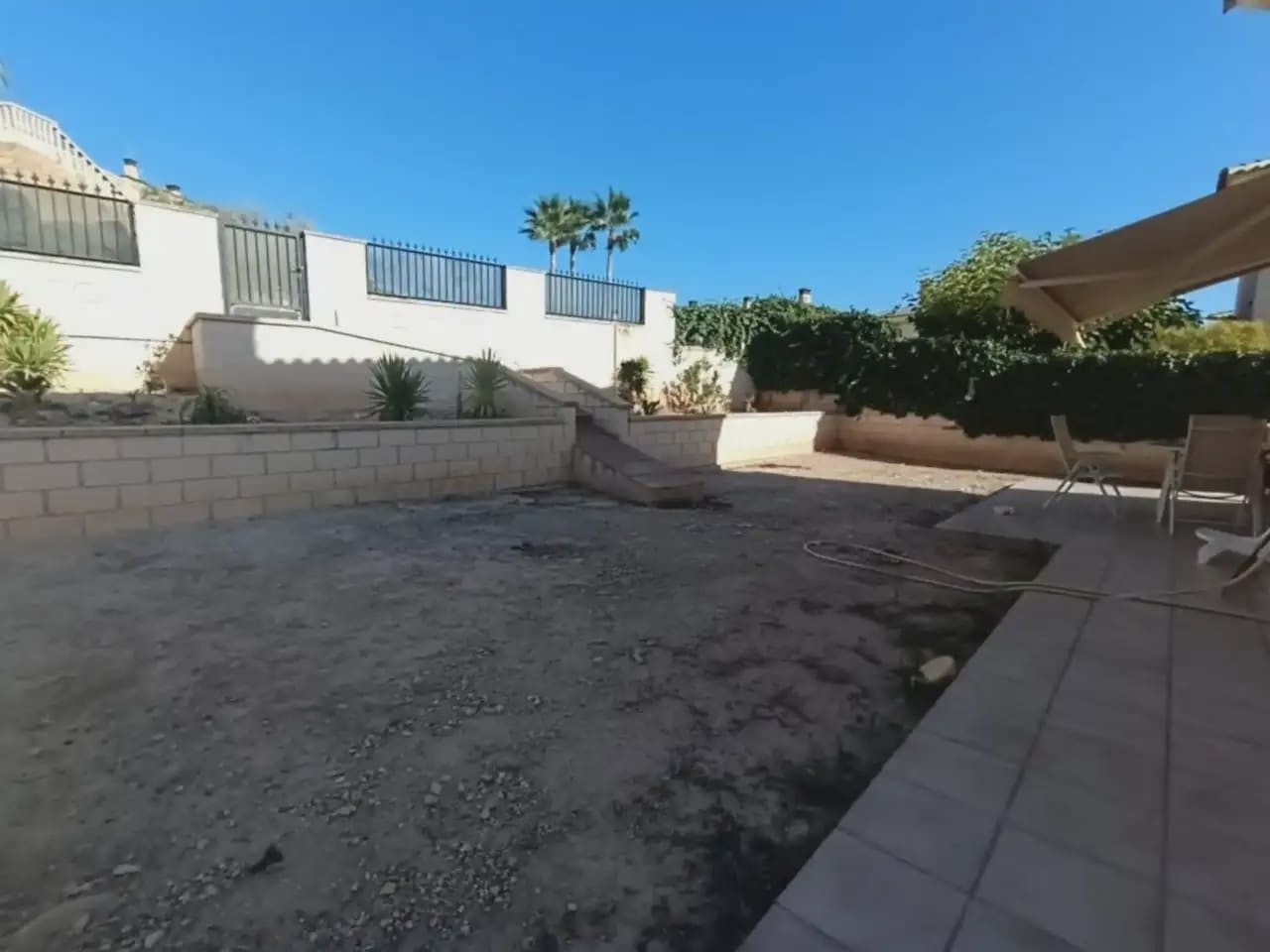 3 slaapkamer Villa te koop in Petrel / Petrer - € 320.000 (Ref: 10059571)