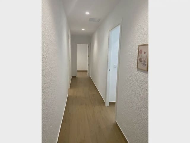 3 Zimmer Wohnung zu vermieten in Elda - 700 € (Ref: 10059574)
