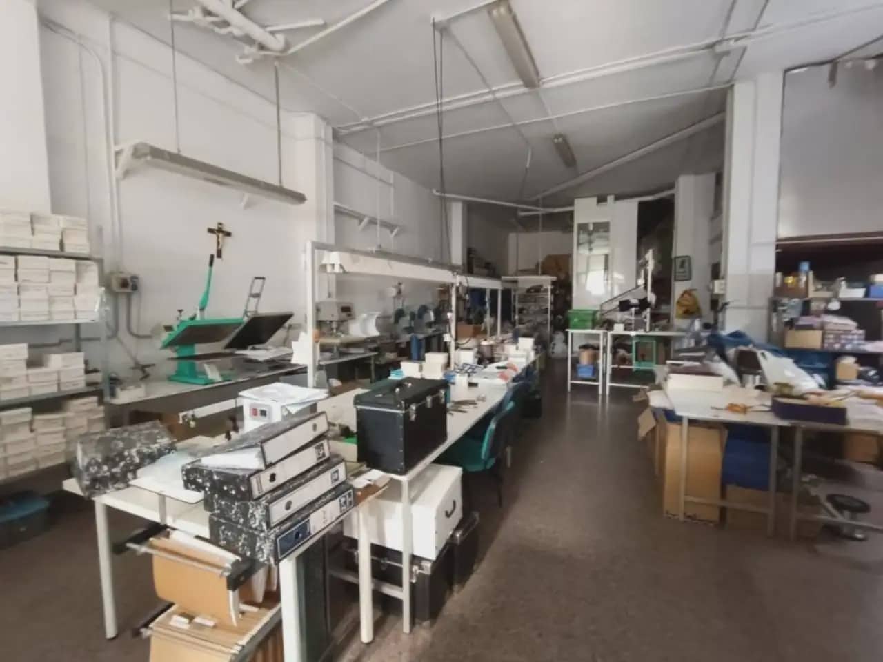 Gewerbe zu vermieten in Elda - 1.150 € (Ref: 10059575)