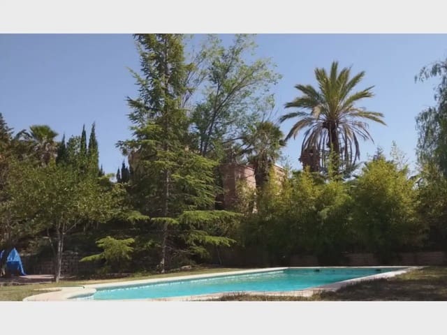 5 slaapkamer Villa te koop in Petrel / Petrer met zwembad - € 485.000 (Ref: 10059577)