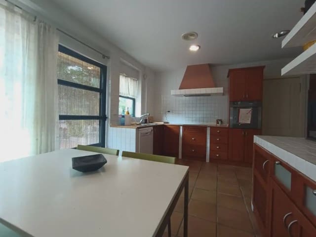 5 slaapkamer Villa te koop in Petrel / Petrer met zwembad - € 485.000 (Ref: 10059577)