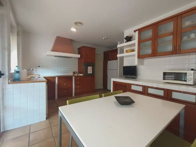 5 slaapkamer Villa te koop in Petrel / Petrer met zwembad - € 485.000 (Ref: 10059577)
