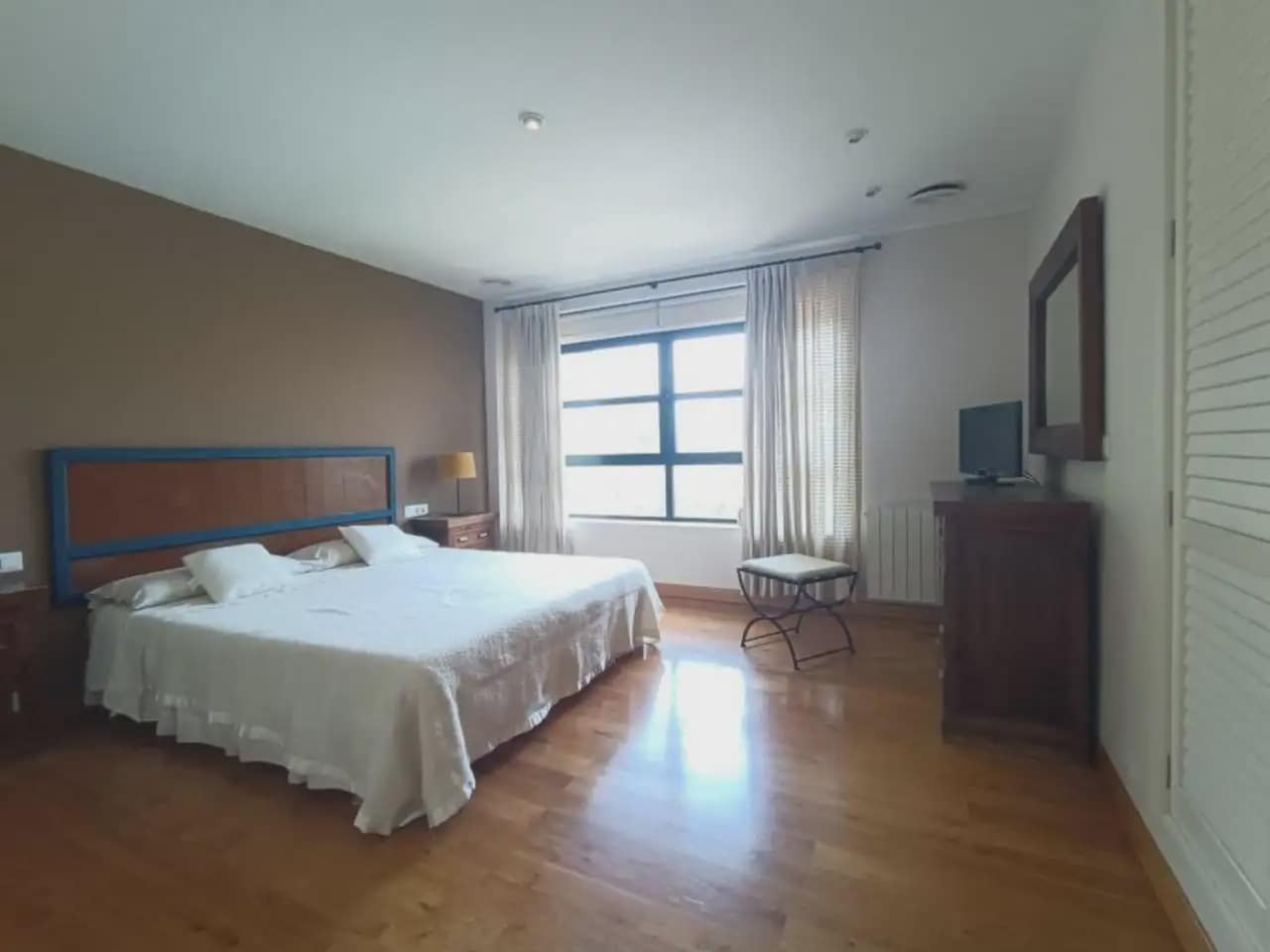 5 slaapkamer Villa te koop in Petrel / Petrer met zwembad - € 485.000 (Ref: 10059577)